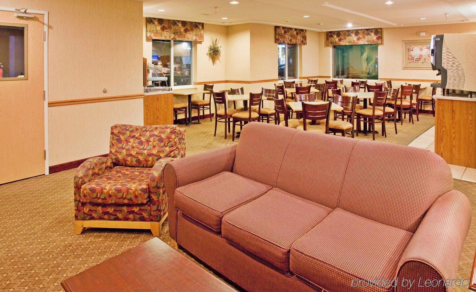 Baymont By Wyndham Fulton Hotel Ngoại thất bức ảnh